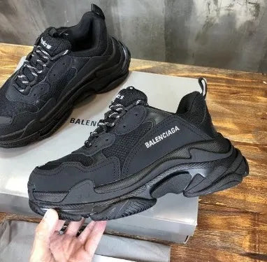 BALENCIAGA TRIPLE S